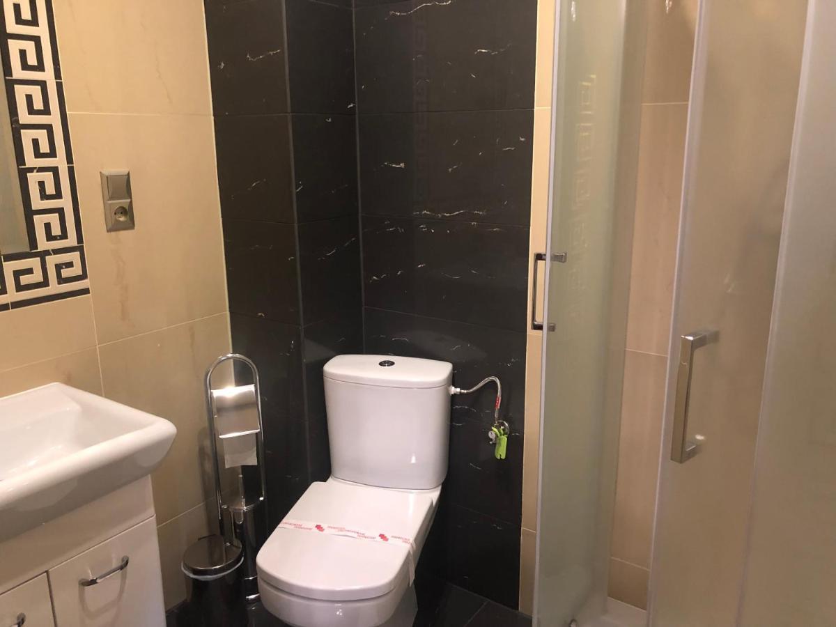 Hotel Arkadia Konskie Kültér fotó